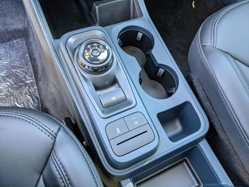 New 2026 Ford Maverick Lariat w/ Black Appearance Package image 25