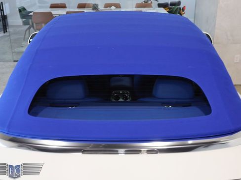 Used 2020 Rolls-Royce Dawn image 17