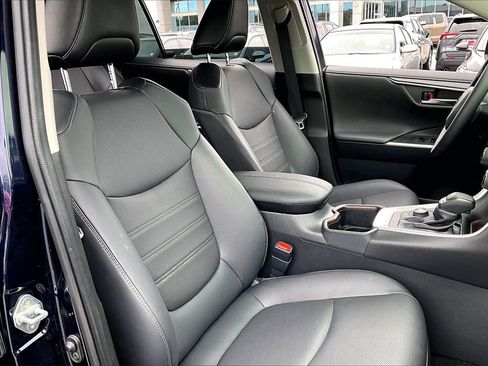 Used 2025 Toyota RAV4 Limited w/ Advanced Technology Package image 26