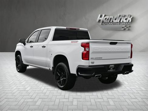 Used 2026 Chevrolet Silverado 1500 LT Trail Boss w/ Convenience Package II AWD/4WD image 8