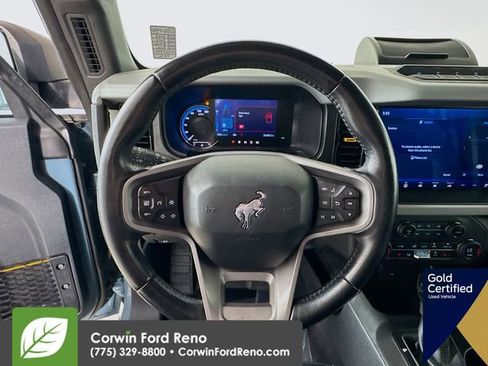 Used 2023 Ford Bronco Badlands image 15