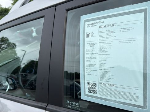 Certified 2023 Hyundai Venue SEL FWD image 28
