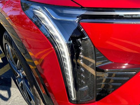 New 2026 Cadillac Optiq Sport 1 image 14