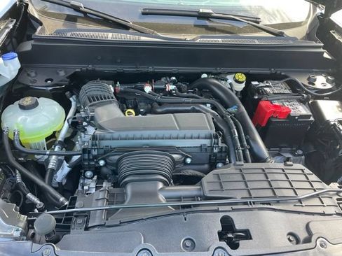 New 2026 Ford Maverick Lobo AWD/4WD image 29