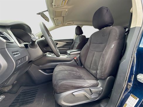 Used 2019 Nissan Murano S image 19