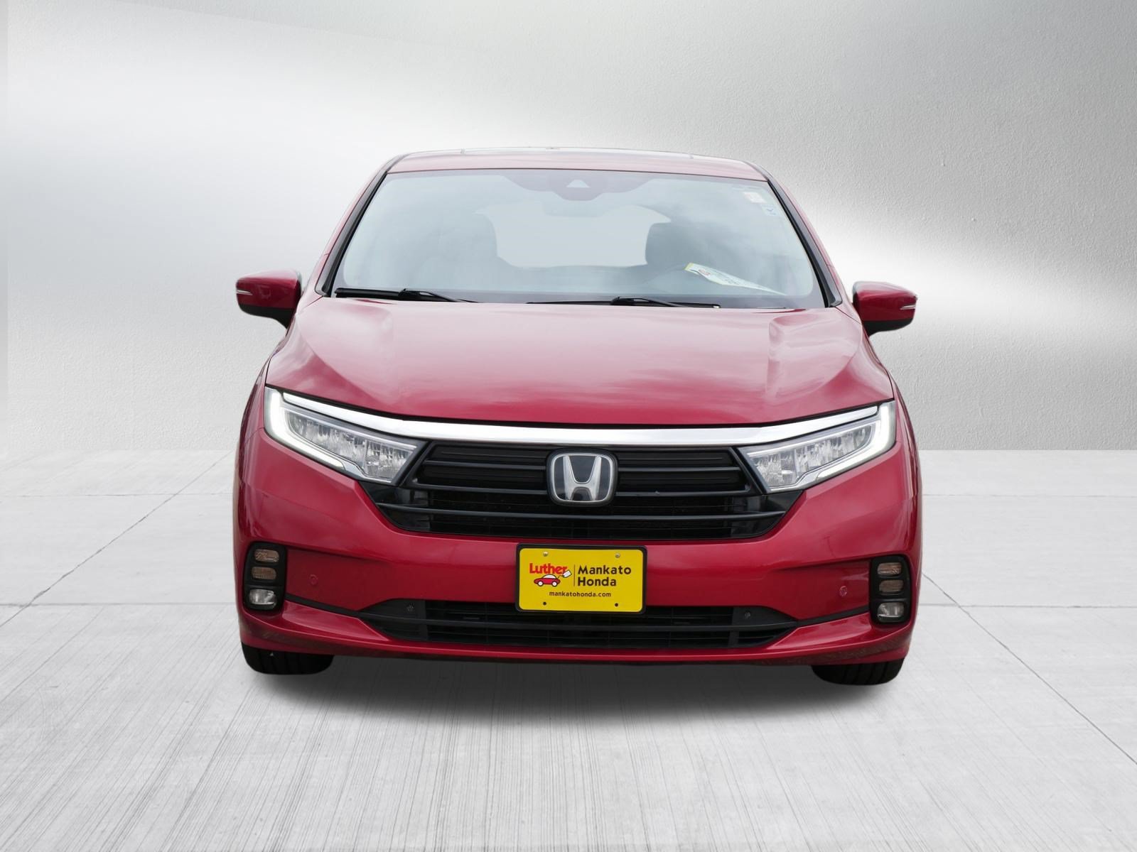 Used 2022 Honda Odyssey Touring image 2