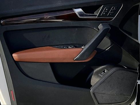 Used 2018 Audi Q5 2.0T Premium Plus w/ Premium Plus Package image 20