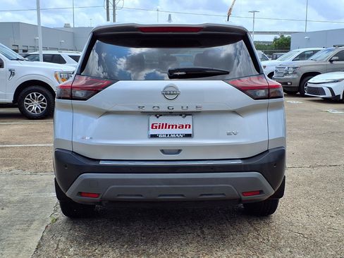 Used 2023 Nissan Rogue SV w/ SV Premium Package FWD image 26