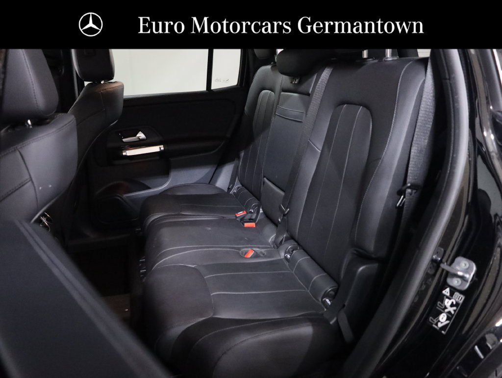 Used 2023 Mercedes-Benz GLB 250 4MATIC w/ Premium Package image 43