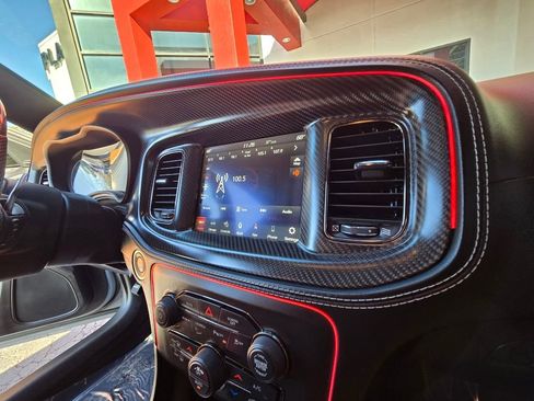 Used 2022 Dodge Charger SRT Hellcat w/ Harman/Kardon Audio Group image 29