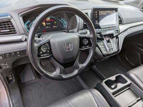 Used 2021 Honda Odyssey Touring image 15