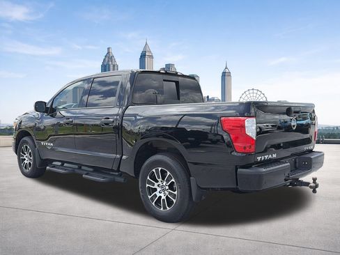 Certified 2024 Nissan Titan SV w/ SV Convenience Package AWD/4WD image 3