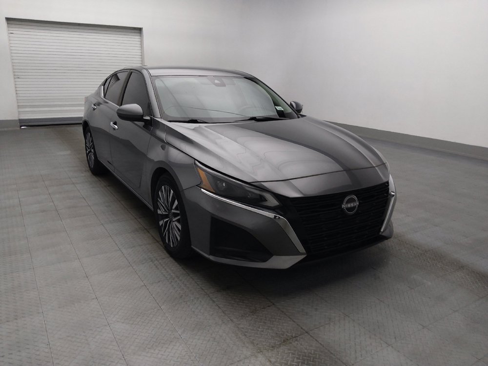 Used 2023 Nissan Altima 2.5 SV FWD image 13