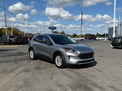 Used 2022 Ford Escape SE w/ Convenience Package