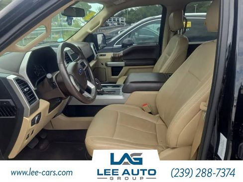 Used 2018 Ford F150 Lariat w/ Trailer Tow Package RWD image 5