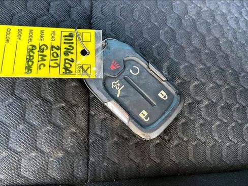 Used 2017 GMC Acadia SLE w/ Driver Alert Package I FWD image 34