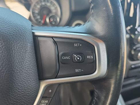 Used 2022 RAM 1500 Big Horn AWD/4WD image 18