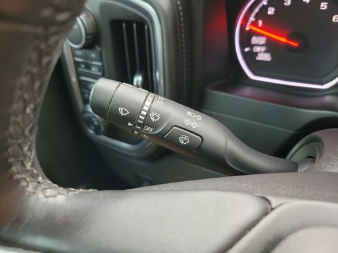 Used 2020 Chevrolet Silverado 1500 LT w/ All-Star Edition image 28