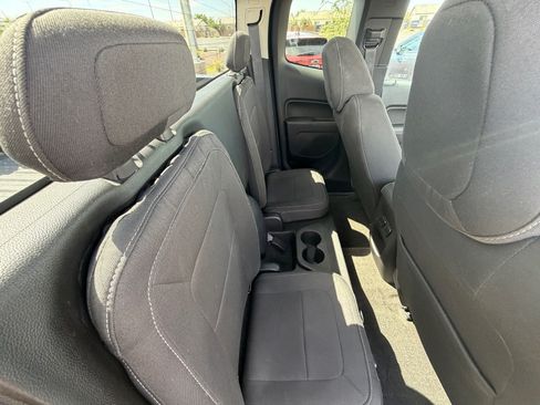 Used 2016 GMC Canyon SLE RWD image 12
