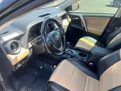 Used 2018 Toyota RAV4 XLE w/ Convenience Package AWD/4WD image 11