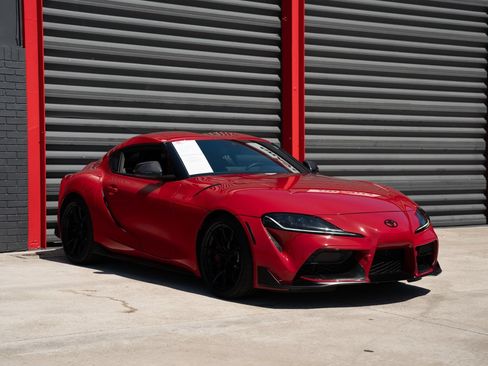 Used 2025 Toyota Supra RWD image 5