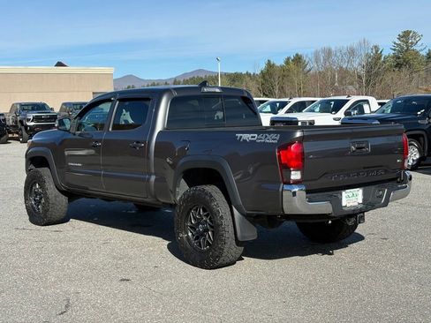 Used 2019 Toyota Tacoma TRD Off-Road image 17