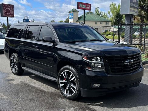 Used 2019 Chevrolet Suburban Premier AWD/4WD image 29