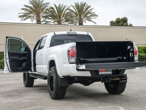 Used 2023 Toyota Tacoma TRD Sport RWD image 29