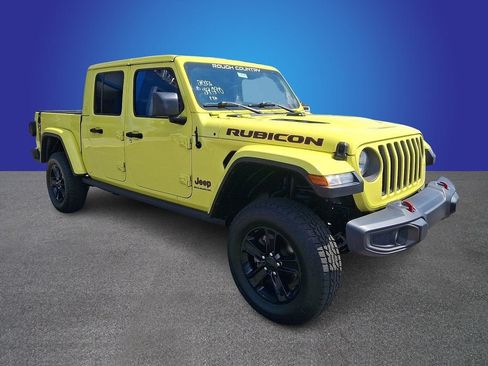 Used 2023 Jeep Gladiator Rubicon w/ Cold Weather Group AWD/4WD image 3