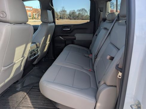 Used 2019 GMC Sierra 1500 SLT w/ SLT Premium Package AWD/4WD image 34