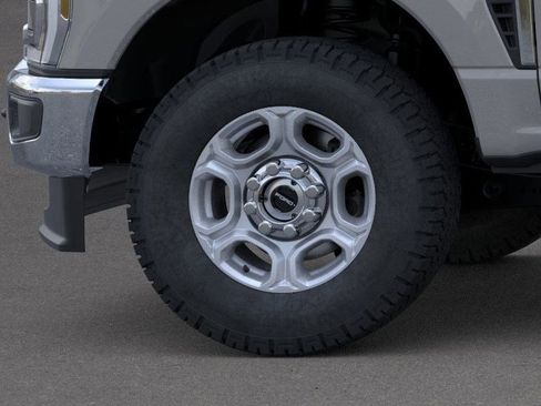 New 2026 Ford F250 XLT w/ XLT Premium Package image 42