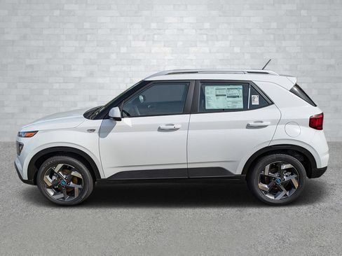 New 2026 Hyundai Venue SEL image 7