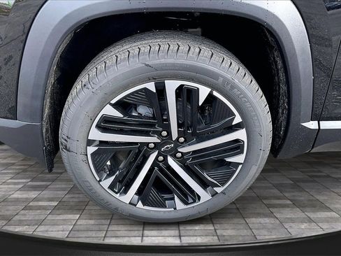 New 2026 Chevrolet Equinox RS w/ Convenience Package III image 13