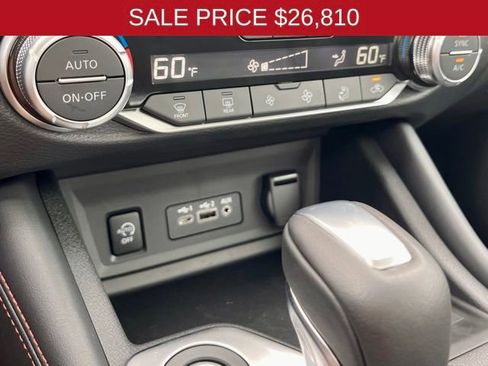 New 2025 Nissan Sentra SR w/ SR Premium Package image 27