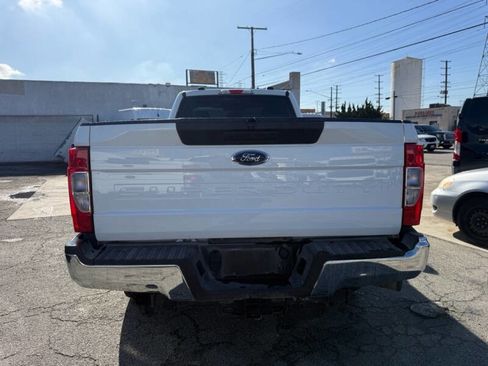 Used 2022 Ford F250 XL w/ Power Equipment Group image 4