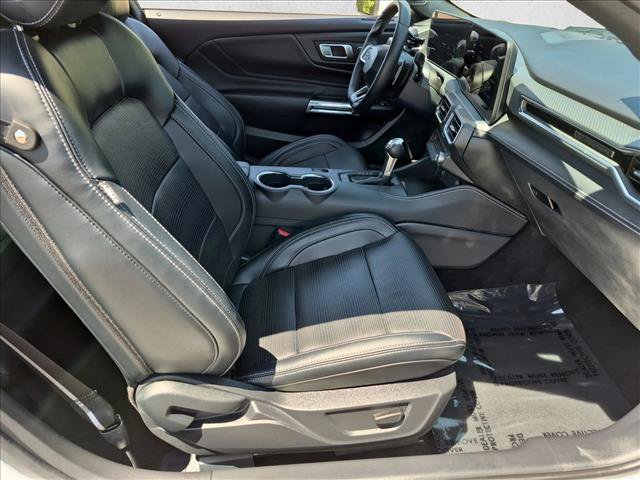 Used 2025 Ford Mustang GT Premium RWD image 25