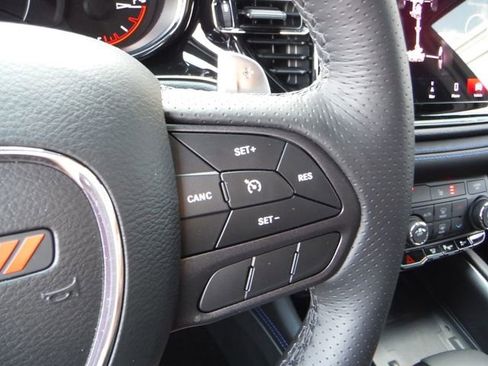 Used 2022 Dodge Durango R/T w/ Tow 'N Go Package AWD/4WD image 56