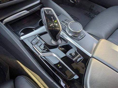 Used 2023 BMW M550i xDrive image 15