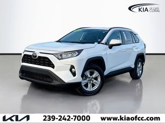 Used 2020 Toyota RAV4 XLE video 1