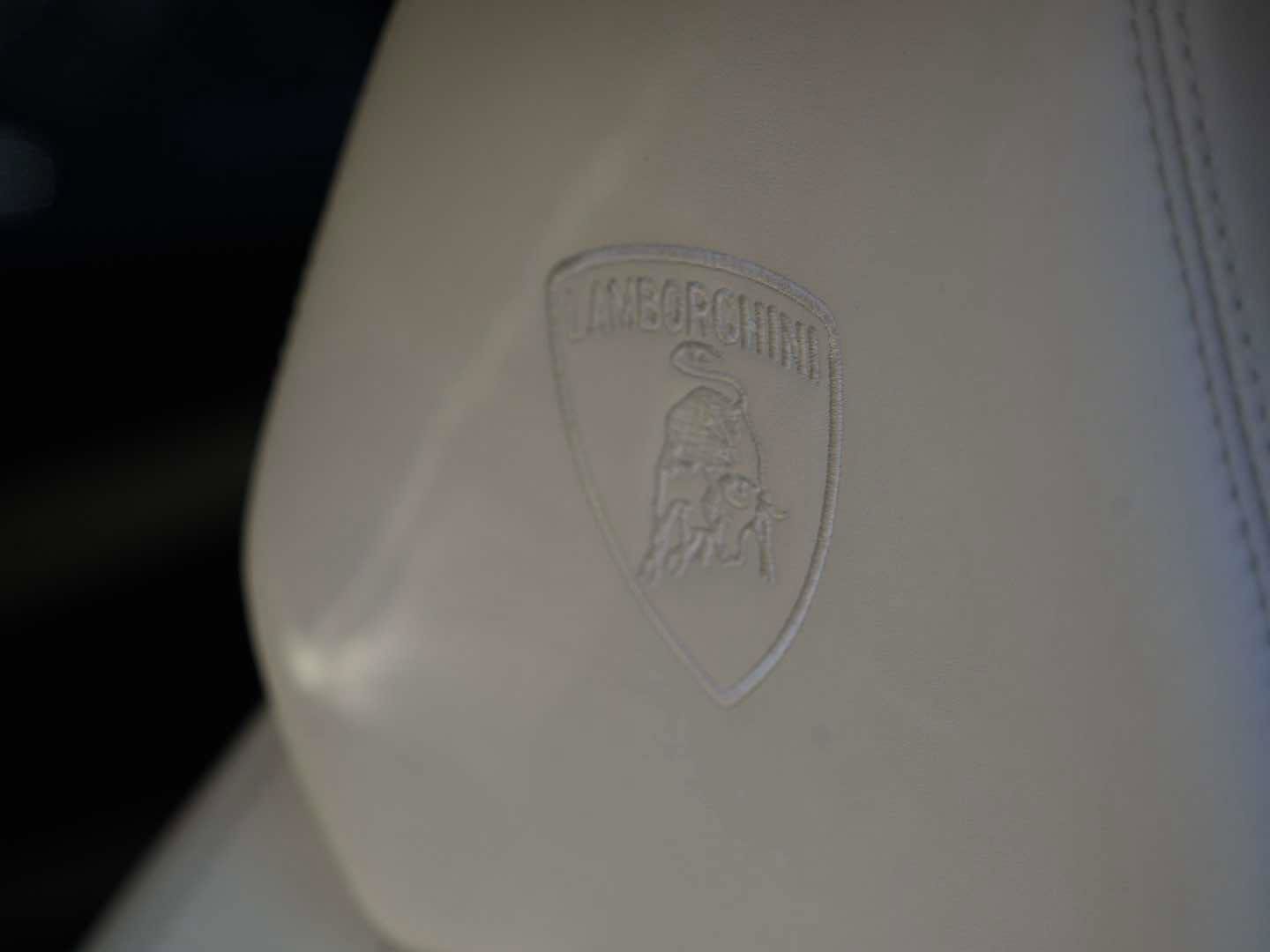 Used 2023 Lamborghini Urus S AWD/4WD image 26
