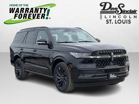 New 2026 Lincoln Navigator Reserve w/ Jet Appearance Package image 1