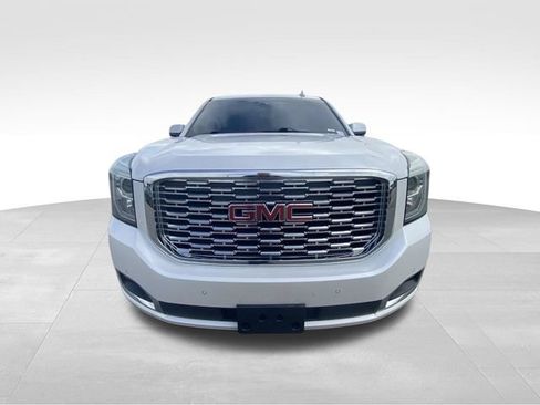 Used 2019 GMC Yukon Denali w/ Denali Ultimate Package AWD/4WD image 19