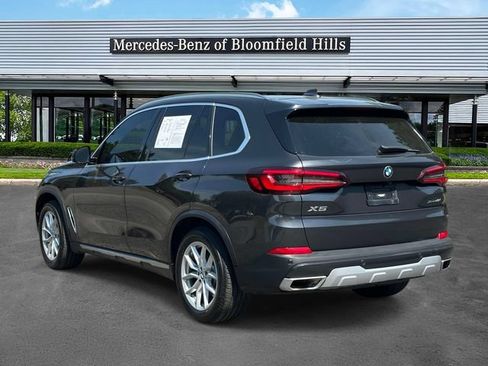 Used 2022 BMW X5 xDrive40i AWD/4WD image 3