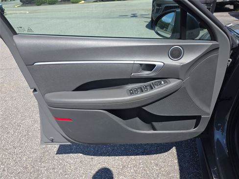 Used 2020 Hyundai Sonata SE FWD image 18
