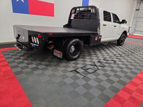 Used 2020 RAM 3500 Tradesman w/ Chrome Appearance Group AWD/4WD image 17