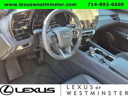 Used 2025 Lexus RX 350h w/ Convenience Package AWD/4WD image 16