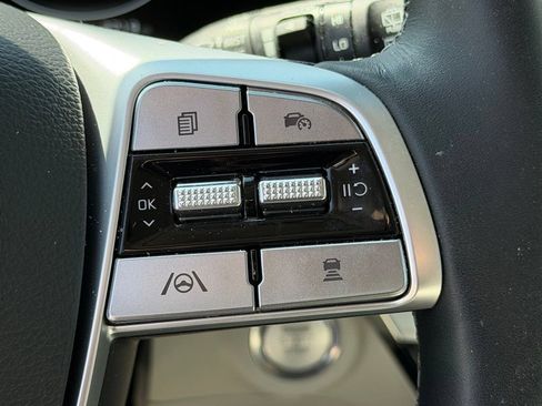 Used 2025 Kia Telluride SX Prestige AWD/4WD image 16