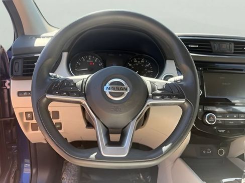 Used 2020 Nissan Rogue Sport SV AWD/4WD image 15