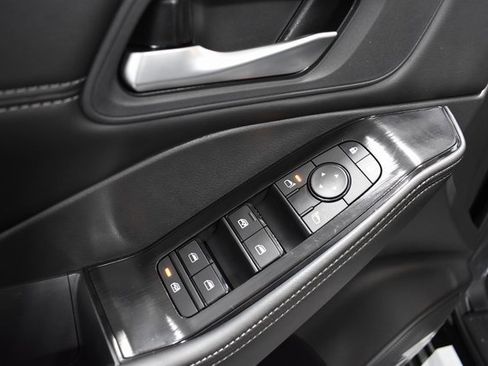 New 2026 Nissan Rogue SV w/ SV Premium Package image 15