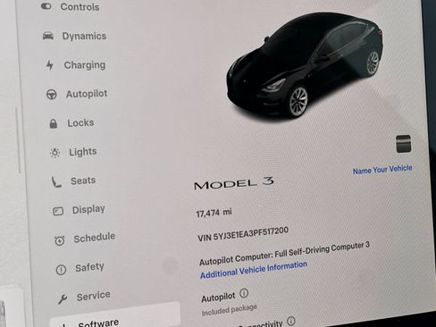 Used 2023 Tesla Model 3 Standard Range image 23